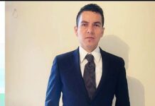 Se gradúa en la UA de C el primer arquitecto con discapacidad visual