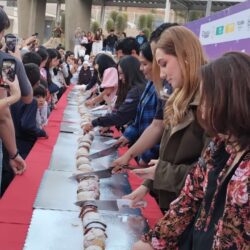 Comparten en La Madriguera rosca de reyes monumental elaborada por alumnos de la Universidad Vizcaya2