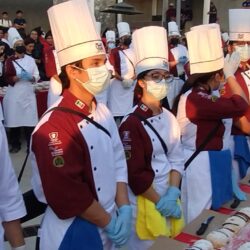 Comparten en La Madriguera rosca de reyes monumental elaborada por alumnos de la Universidad Vizcaya3