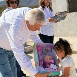 Con apoyos invernales y juguetes, PRI Ramos Arizpe celebra Día de Reyes en el campo1