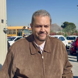 Detienen a tres por robo y daños a luminarias en la colonia Analco; vecinos y cámaras permitieron ubicarlos