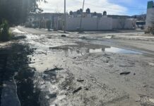 Fuga de drenaje afecta a Parajes de los Pinos desde noviembre; EMAS intervendrá