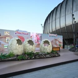 Miles disfrutan stand de Saltillo en el Juego de Leyendas, en Estadio BBVA4