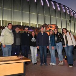 Miles disfrutan stand de Saltillo en el Juego de Leyendas, en Estadio BBVA7