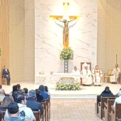 Pide obispo Hilario por pronta colocación laboral de ex trabajadores de GM en Ramos Arizpe 