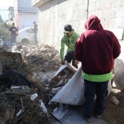 Realiza Municipio limpieza profunda en callejones de Mirasierra1