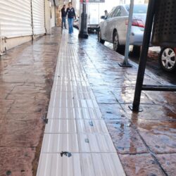 Realiza Saltillo limpieza profunda a banquetas del Centro Histórico3