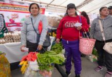Reconocen sectores sociales el Mercadito de A Peso
