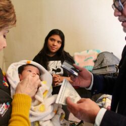 Registran a la primera bebé nacida en 2026 en Torreón1