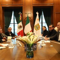 Se reúne Manolo con el embajador de Italia1