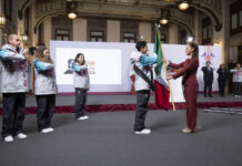 Abandera Sheinbaum a la delegación mexicana olímpica de invierno