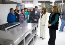 Inaugura rector de la UA de C el Laboratorio de Nutrición de la Facultad de Enfermería UL