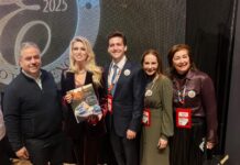 Reconocen a la Cabalgata de Sabinas con el Premio Excelencias en Madrid