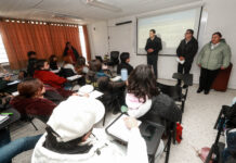Rector de la UA de C da la bienvenida a los alumnos de la Facultad de Psicología