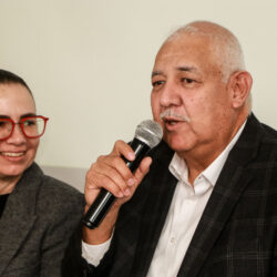 uadec y grupo davisa