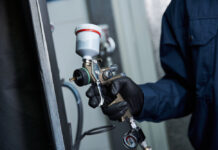 Cómo funcionan los sistemas de aplicación de pintura en procesos industriales