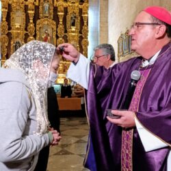 Con imposición de ceniza, da inicio la Cuaresma en Saltillo1