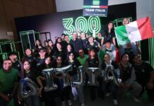 Detona Manolo Súper becas universitarias y créditos para jóvenes emprendedores