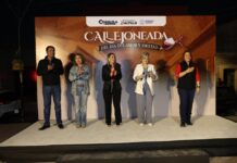 Disfrutan saltillenses la Callejoneada del Día del Amor y la Amistad