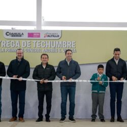 Entrega Javier Díaz techumbre en escuela al sur de Saltillo2