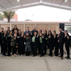 Entrega Javier Díaz techumbre en escuela al sur de Saltillo3