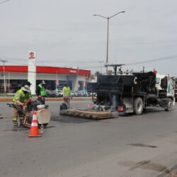 Intensifica Javier Díaz rehabilitación de las vialidades Antonio Cárdenas y V. Carranza2