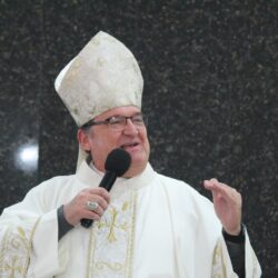 Llama obispo de Saltillo a fieles a ser luz y esperanza para los demás3