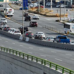 Mejora Saltillo la seguridad vial en el bulevar Nazario S. Ortiz5