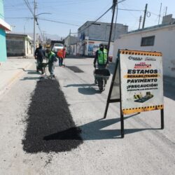Municipio avanza en la rehabilitación de pavimento en colonia Universidad Pueblo