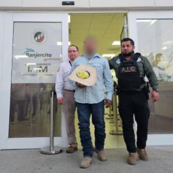 Realiza AIC junto INM deportación controlada1