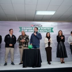 Reconoce Javier Díaz a contribuyentes cumplidos en el Primer Sorteo Por Amor a Saltillo 20262