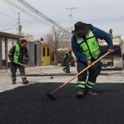 Rehabilita Javier Díaz pavimento en vialidades de San José Oriente1