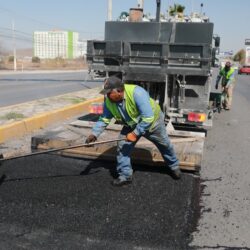 Rehabilita Municipio pavimento en todos los sectores de Saltillo3