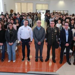 Se unen Comisaría y Ejército en visita a estudiantes3