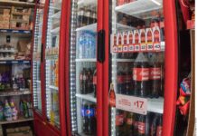 La inflación en México se aceleró detonada por el impuesto a los refrescos y los cigarros
