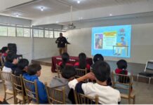Lleva Municipio a estudiantes la prevención de delitos cibernéticos