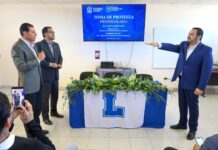 Rinde protesta Nahum Arrieta Ruiz como director de la Escuela de Administración San Pedro de la UA de C