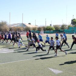 Convive Terrance Williams de Dinos de Saltillo con niñez y juventud1