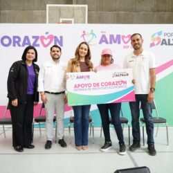 Entrega Luly López Apoyos de Corazón a quienes más lo necesitan2