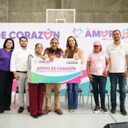 Entrega Luly López Apoyos de Corazón a quienes más lo necesitan3