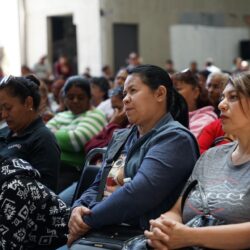 Entrega Luly López Apoyos de Corazón a quienes más lo necesitan5