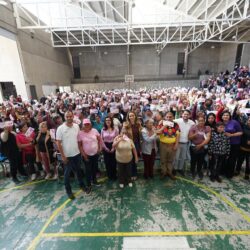 Entrega Luly López Apoyos de Corazón a quienes más lo necesitan6