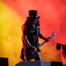 Guns N’ Roses cierra a lo grande el escenario Tecate Light con un show de dos horas y media1