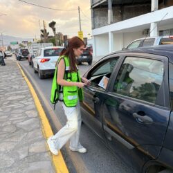 Llevan jóvenes mensaje de concientización vial al norte de Saltillo