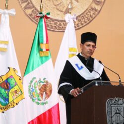 Otorga UAdeC el grado de1