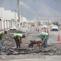 Refuerza Municipio rehabilitación de pavimento en colonia Eulalio Gutiérrez3