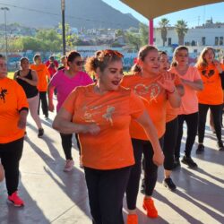 Se activan con Bailotón en la colonia Gustavo Espinoza Mireles4