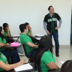 Seguimos apostándole a la educación2