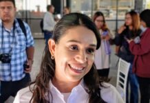 Buscan ampliar presencia de mujeres en grupos de seguridad por WhatsApp en Coahuila