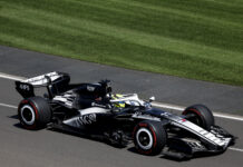 Frustra a Checo falla en auto, pero estará en la sprint